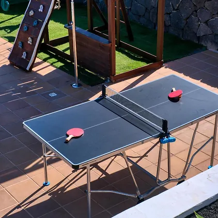 Flavia - Pool, Bbq And Game By Lanzarote וילה